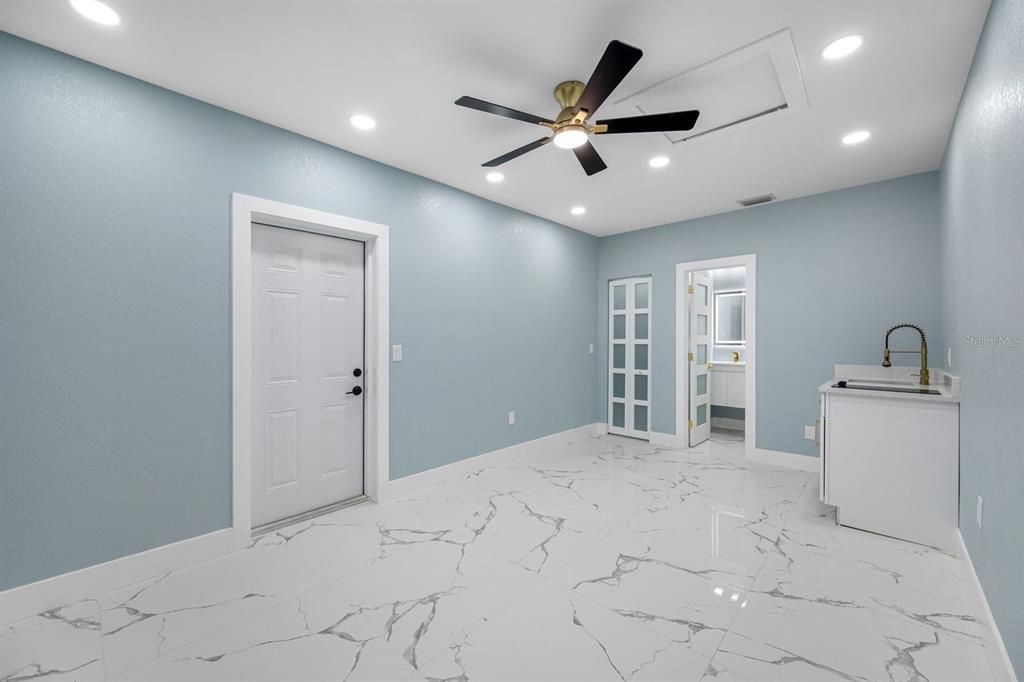 For Sale: $529,000 (4 beds, 3 baths, 1510 Square Feet)