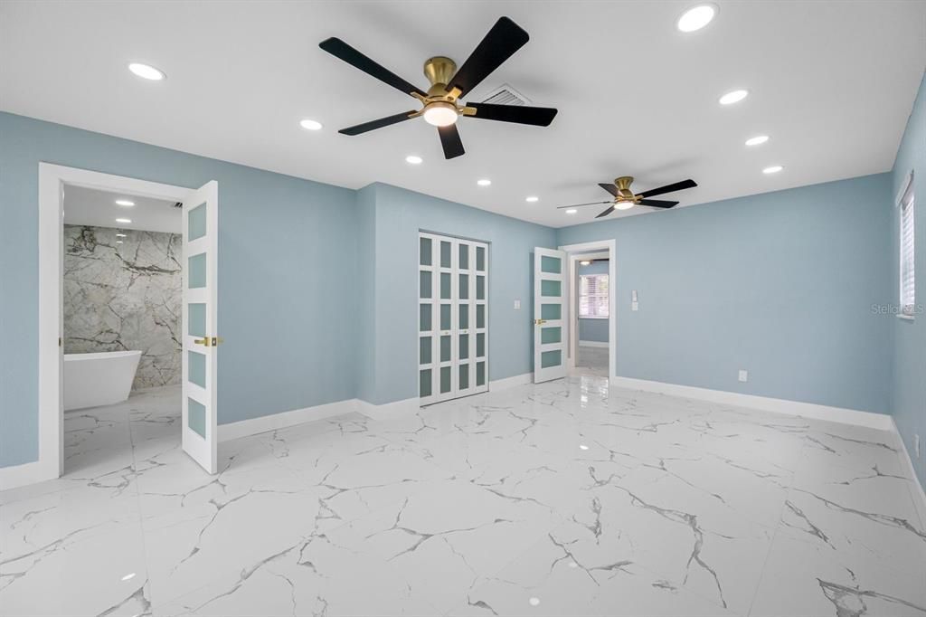 For Sale: $529,000 (4 beds, 3 baths, 1510 Square Feet)