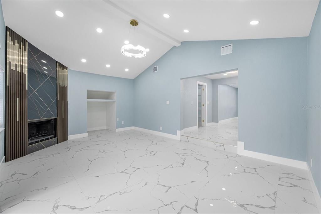 For Sale: $529,000 (4 beds, 3 baths, 1510 Square Feet)