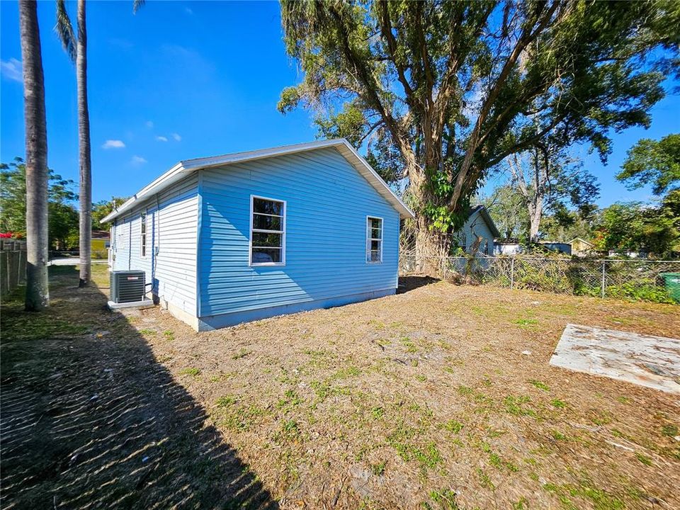 En Venta: $289,900 (2 camas, 2 baños, 1100 Pies cuadrados)