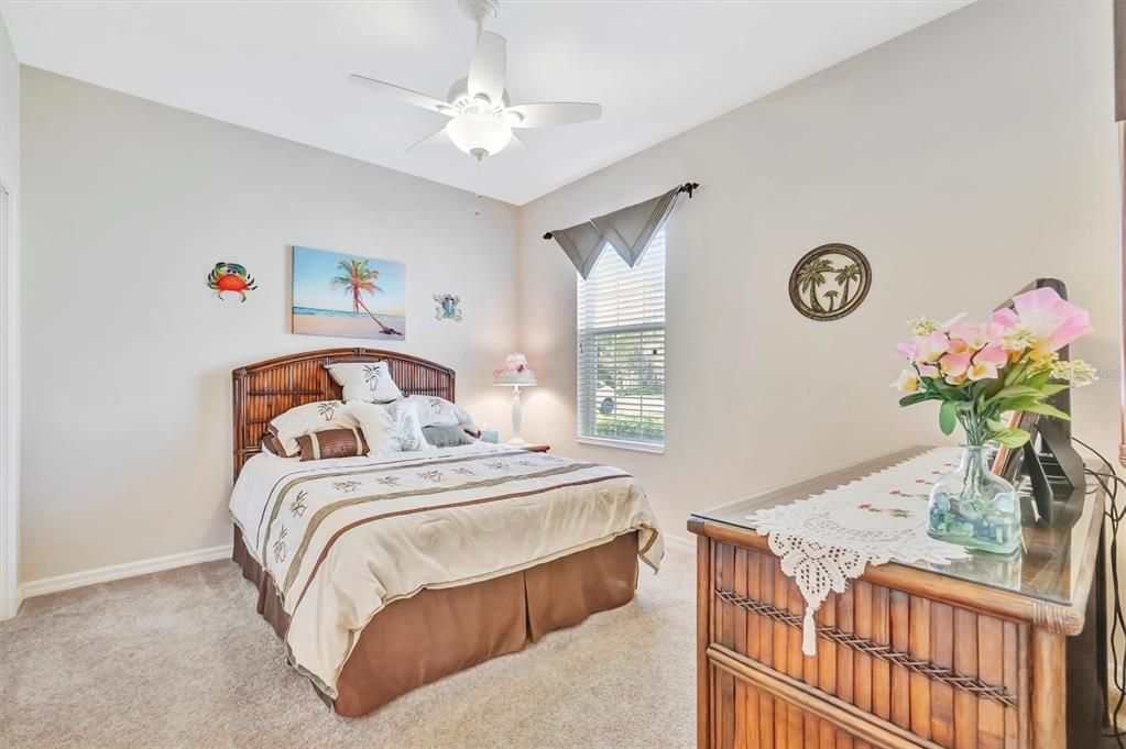 For Sale: $449,000 (2 beds, 2 baths, 1558 Square Feet)