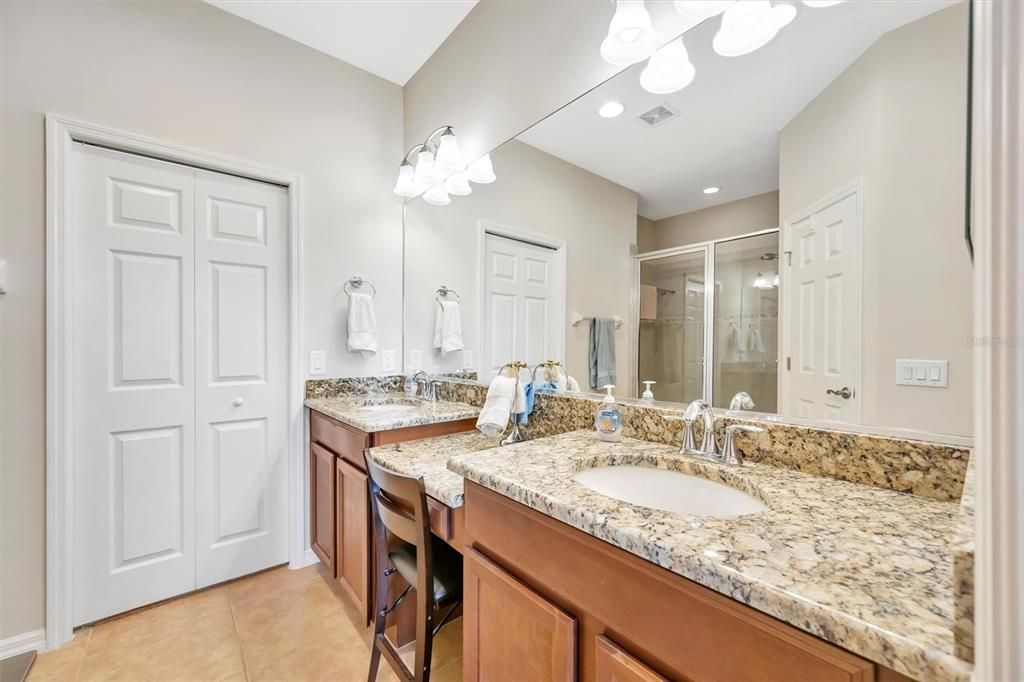 For Sale: $449,000 (2 beds, 2 baths, 1558 Square Feet)