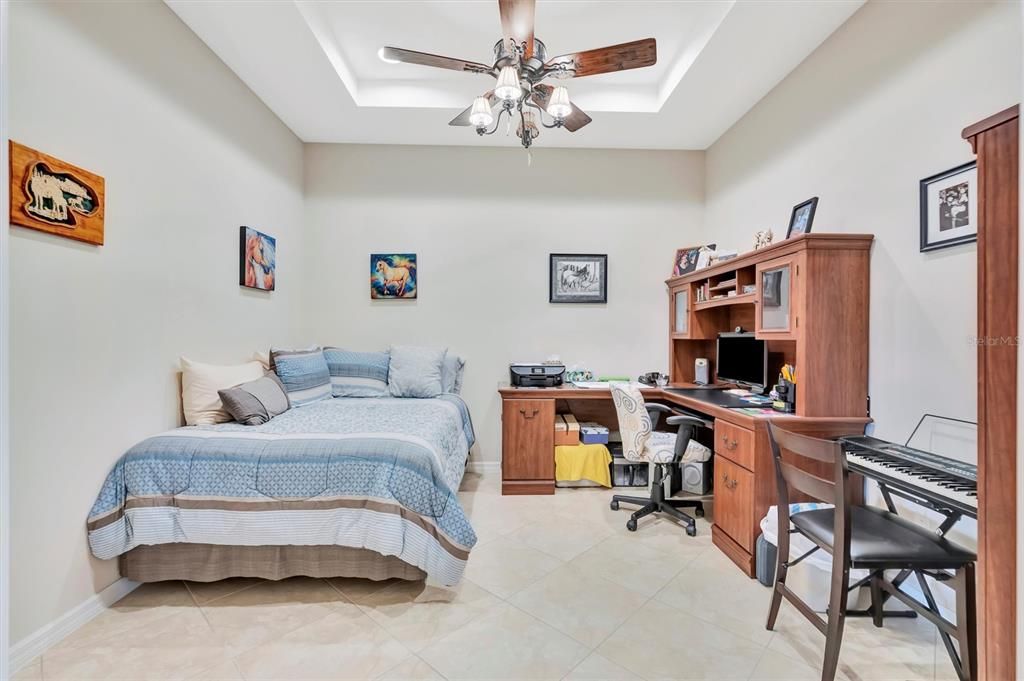 For Sale: $449,000 (2 beds, 2 baths, 1558 Square Feet)