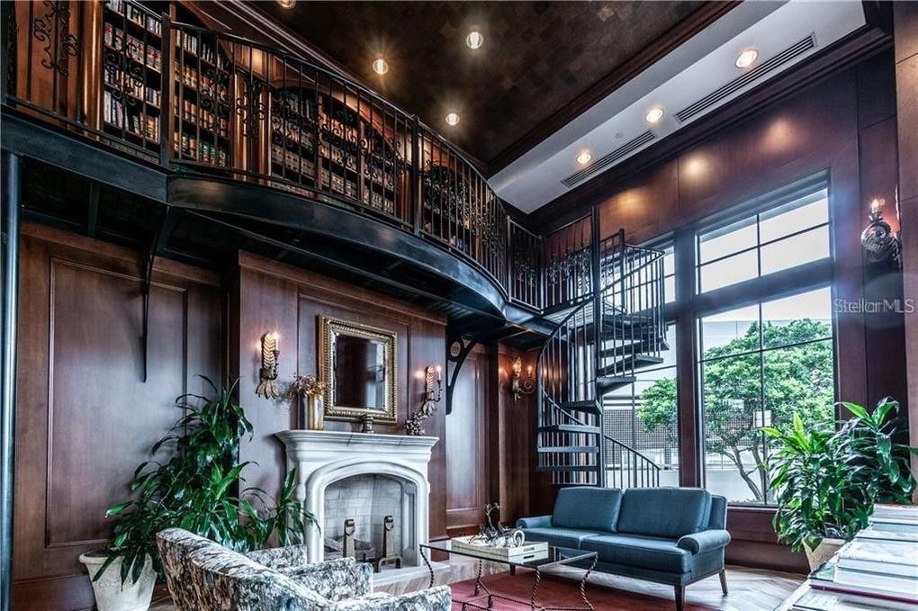 出租: $2,900 (1 贝兹, 1 浴室, 853 平方英尺)