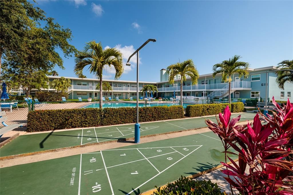 待售: $349,900 (2 贝兹, 2 浴室, 1040 平方英尺)