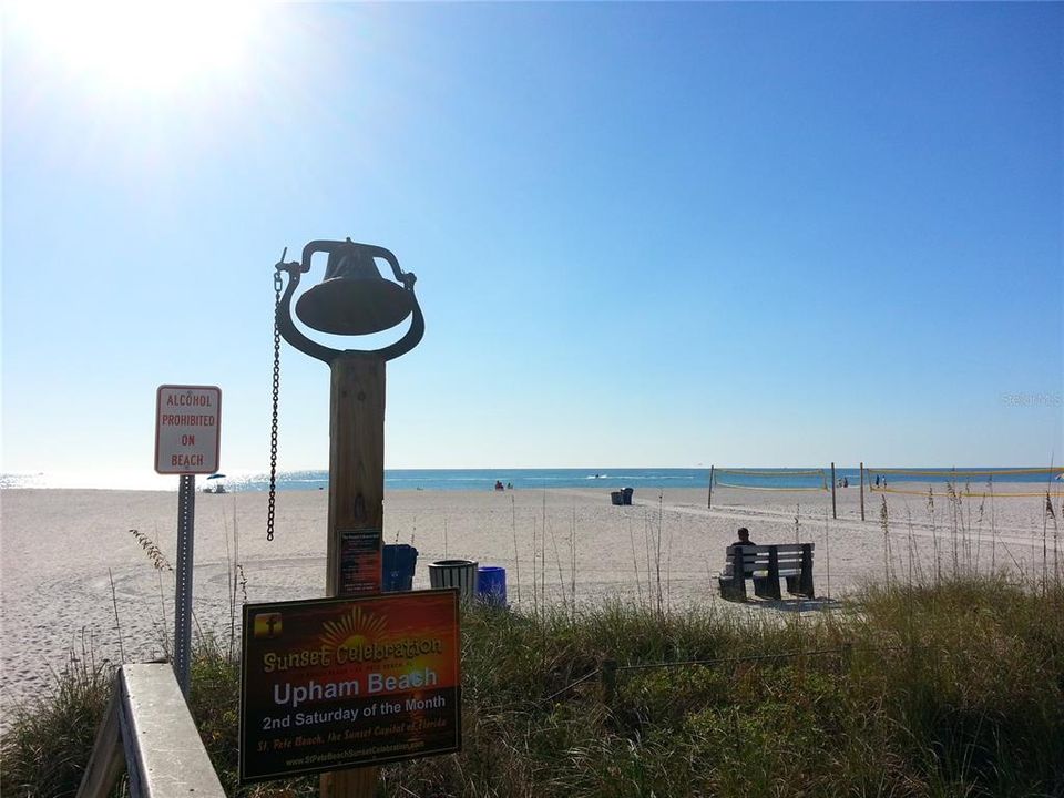 待售: $349,900 (2 贝兹, 2 浴室, 1040 平方英尺)