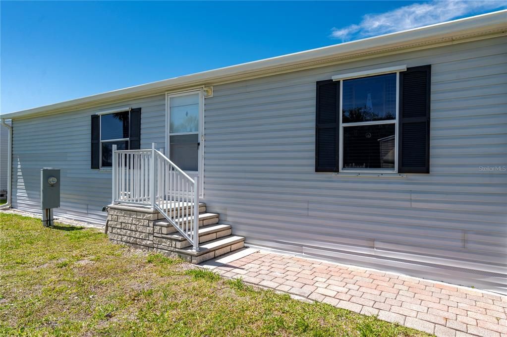 待售: $189,000 (2 贝兹, 2 浴室, 1188 平方英尺)