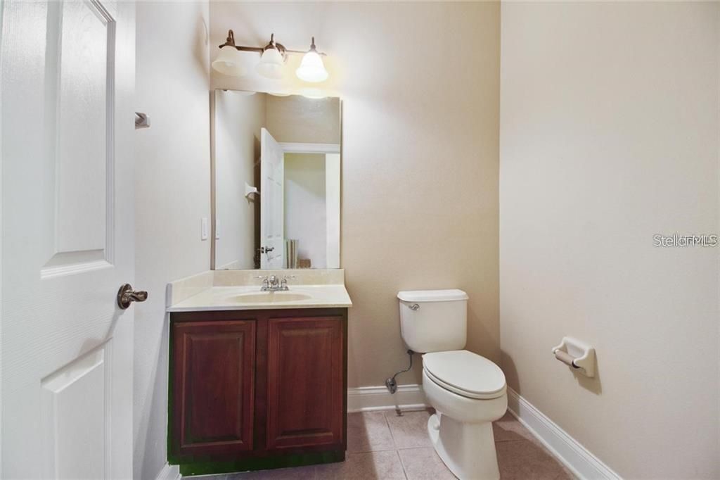 En Renta: $3,200 (3 camas, 2 baños, 2104 Pies cuadrados)