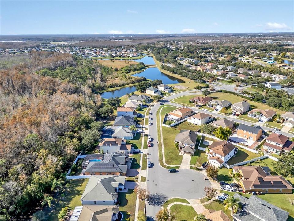 En Venta: $359,999 (3 camas, 2 baños, 1949 Pies cuadrados)