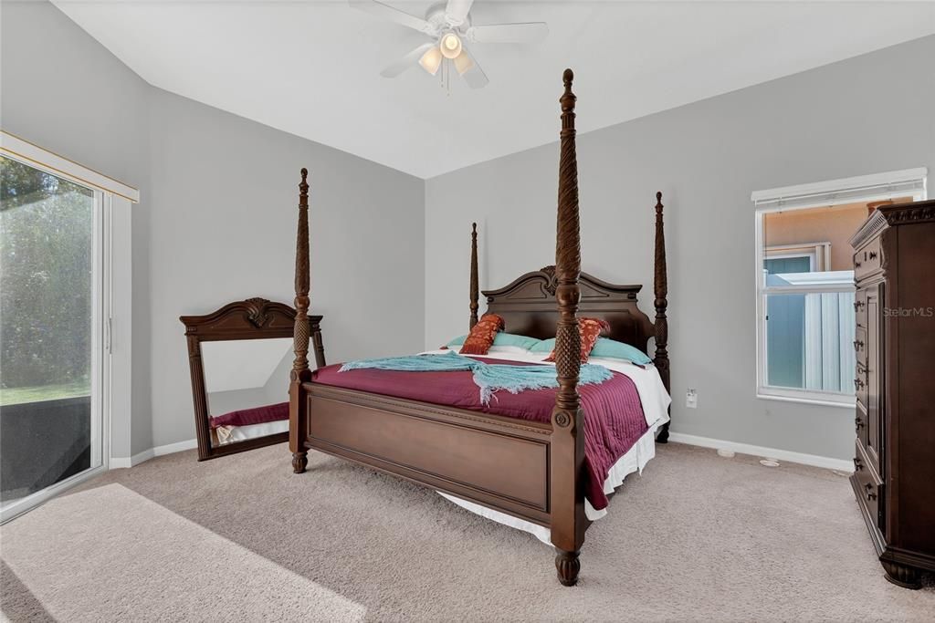 En Venta: $359,999 (3 camas, 2 baños, 1949 Pies cuadrados)