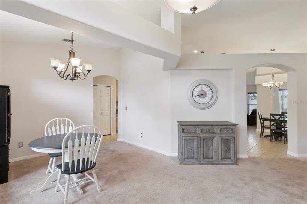 待售: $459,000 (3 贝兹, 2 浴室, 2428 平方英尺)