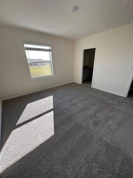 В аренду: $2,150 (3 спален, 2 ванн, 1845 Квадратных фут)