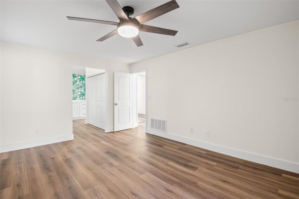 В аренду: $3,700 (4 спален, 2 ванн, 2051 Квадратных фут)