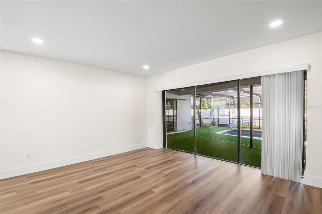 В аренду: $3,700 (4 спален, 2 ванн, 2051 Квадратных фут)