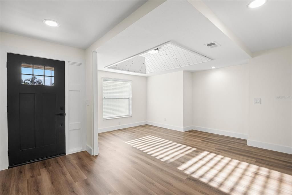 В аренду: $3,700 (4 спален, 2 ванн, 2051 Квадратных фут)