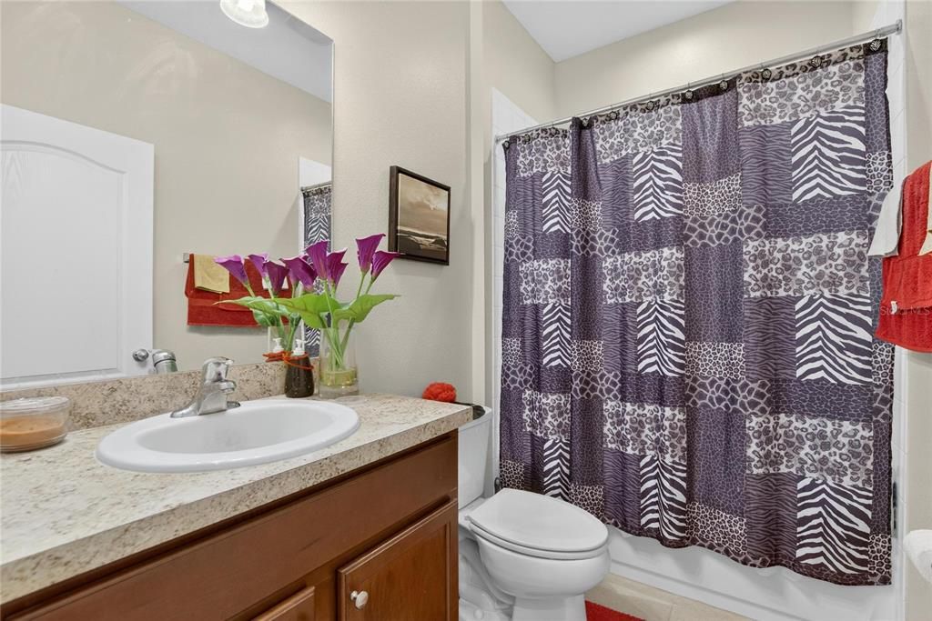 En Venta: $305,000 (3 camas, 2 baños, 1634 Pies cuadrados)