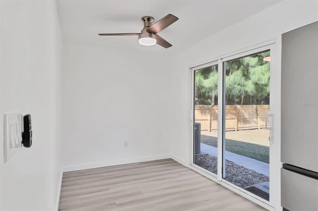 For Sale: $425,000 (3 beds, 2 baths, 1170 Square Feet)