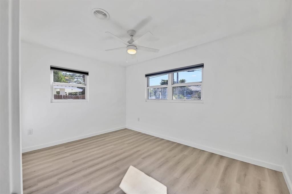 For Sale: $425,000 (3 beds, 2 baths, 1170 Square Feet)