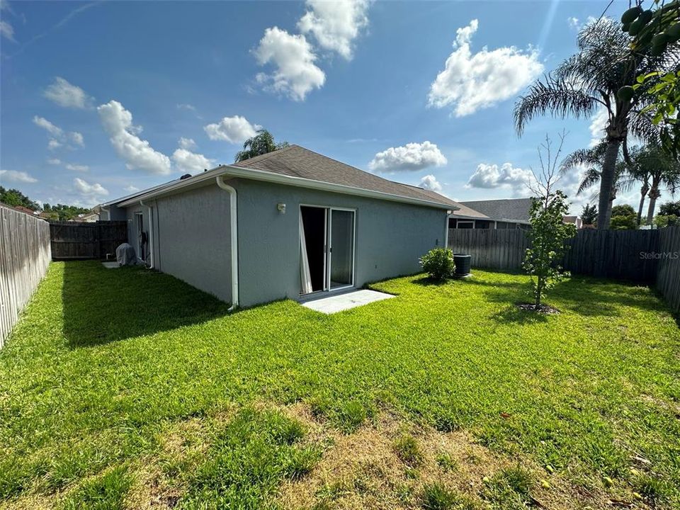 На продажу: $349,990 (3 спален, 2 ванн, 1158 Квадратных фут)