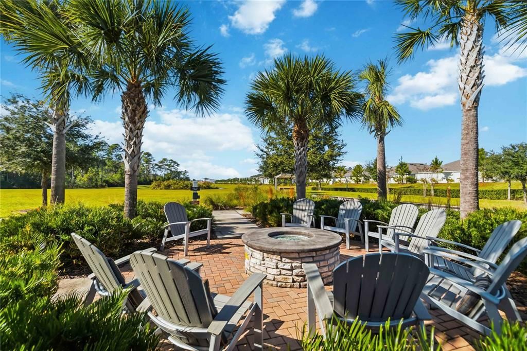 For Sale: $370,000 (2 beds, 2 baths, 1822 Square Feet)