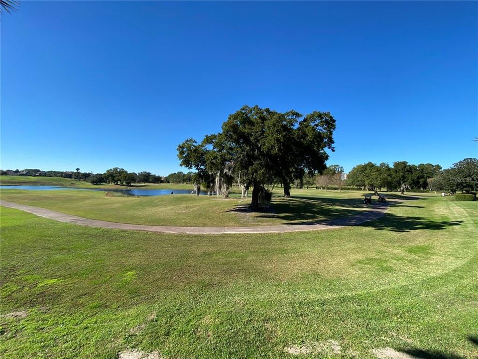 For Sale: $138,000 (1 beds, 1 baths, 678 Square Feet)