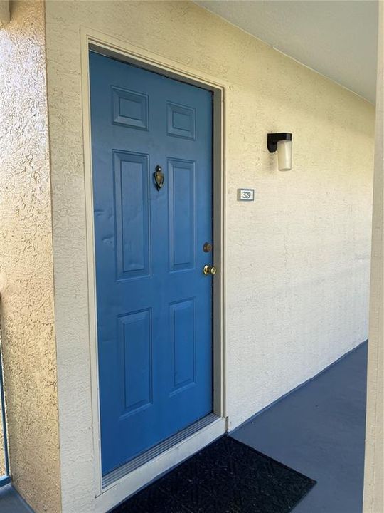 For Sale: $138,000 (1 beds, 1 baths, 678 Square Feet)