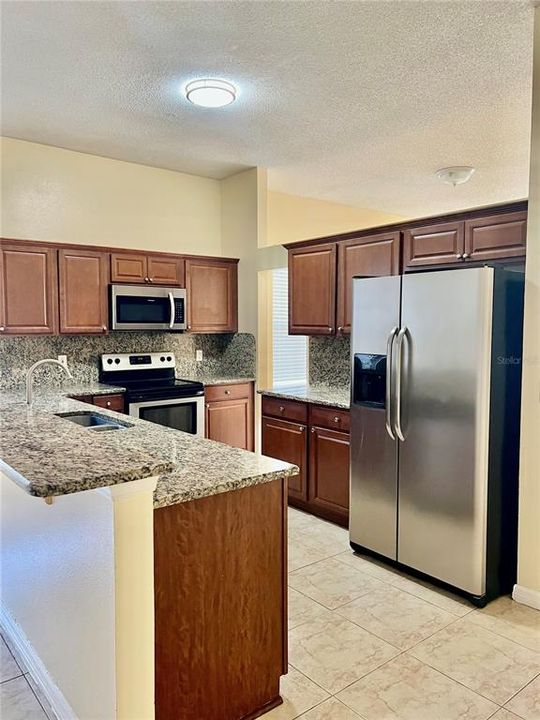 待售: $459,900 (3 贝兹, 2 浴室, 1992 平方英尺)