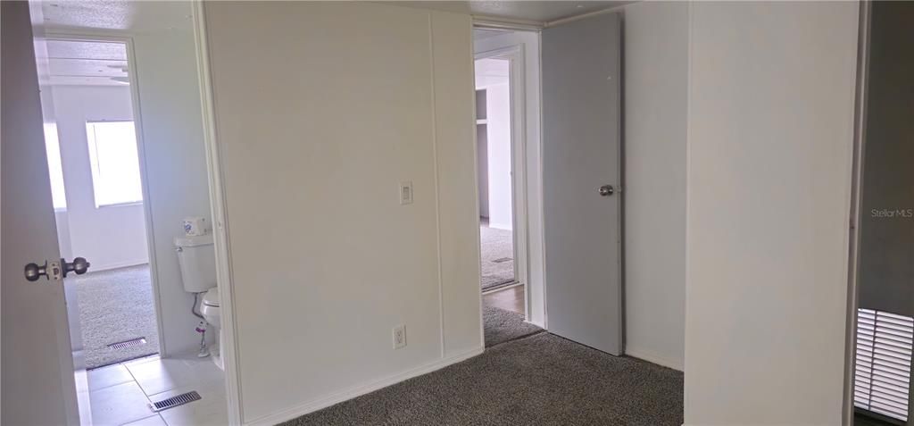 На продажу: $199,000 (3 спален, 2 ванн, 1104 Квадратных фут)