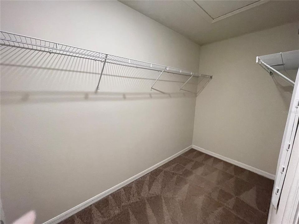 出租: $2,500 (3 贝兹, 2 浴室, 1717 平方英尺)