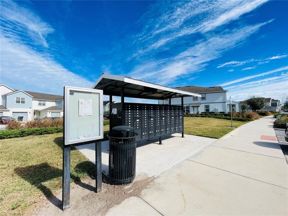 Под контрактом: $2,500 (3 спален, 2 ванн, 1717 Квадратных фут)