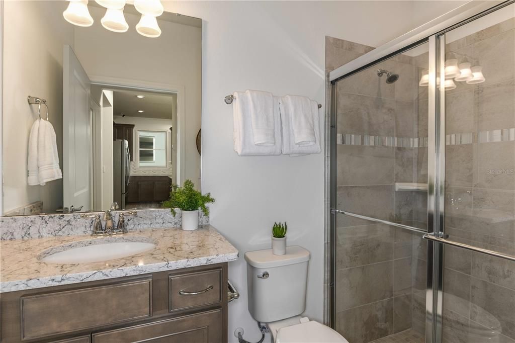 En Venta: $389,096 (2 camas, 2 baños, 1579 Pies cuadrados)