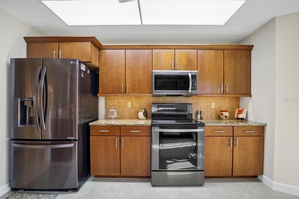 На продажу: $459,000 (3 спален, 2 ванн, 2249 Квадратных фут)