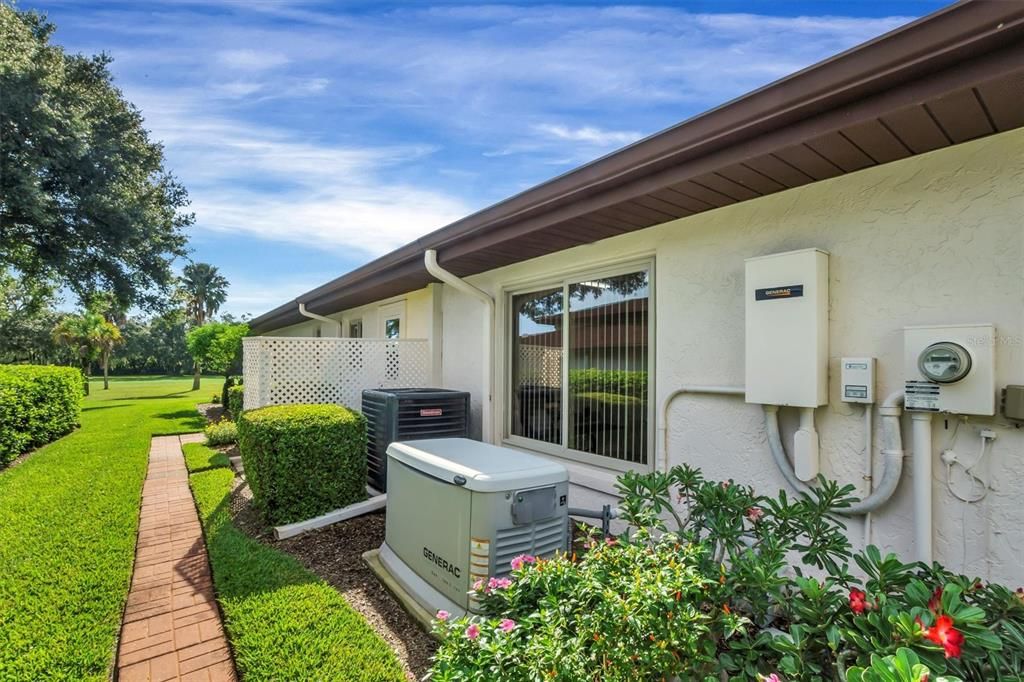 На продажу: $459,000 (3 спален, 2 ванн, 2249 Квадратных фут)