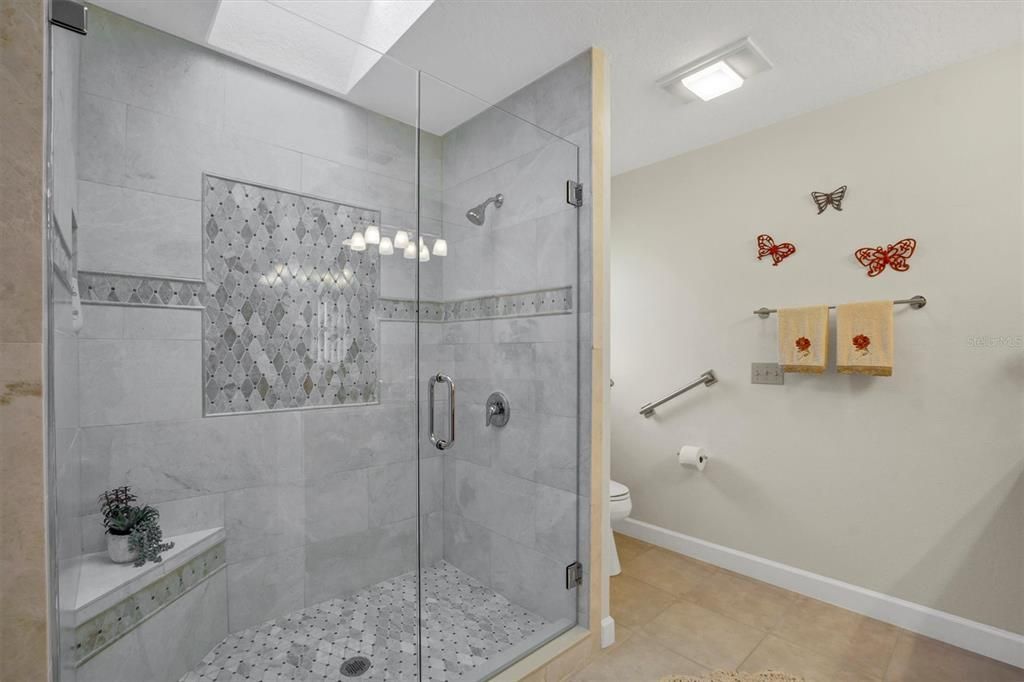 На продажу: $459,000 (3 спален, 2 ванн, 2249 Квадратных фут)