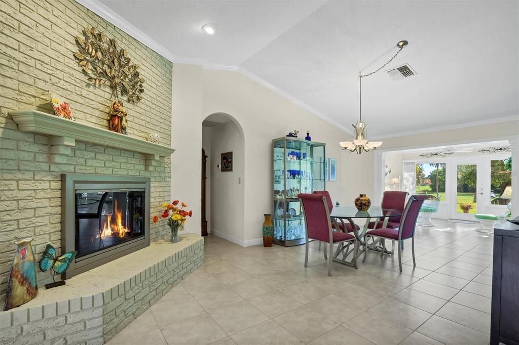 На продажу: $459,000 (3 спален, 2 ванн, 2249 Квадратных фут)