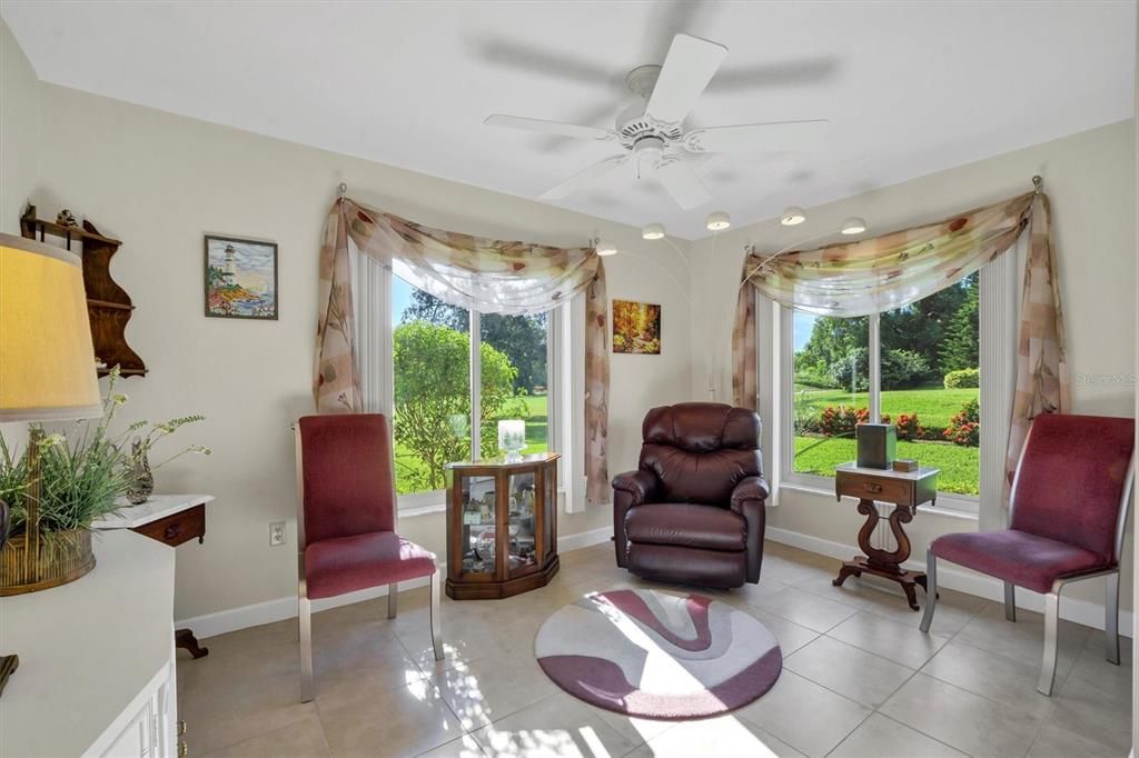 На продажу: $459,000 (3 спален, 2 ванн, 2249 Квадратных фут)