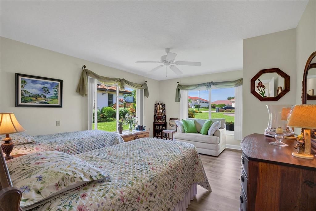 На продажу: $459,000 (3 спален, 2 ванн, 2249 Квадратных фут)