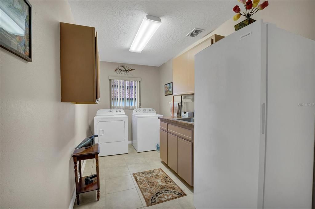 На продажу: $459,000 (3 спален, 2 ванн, 2249 Квадратных фут)