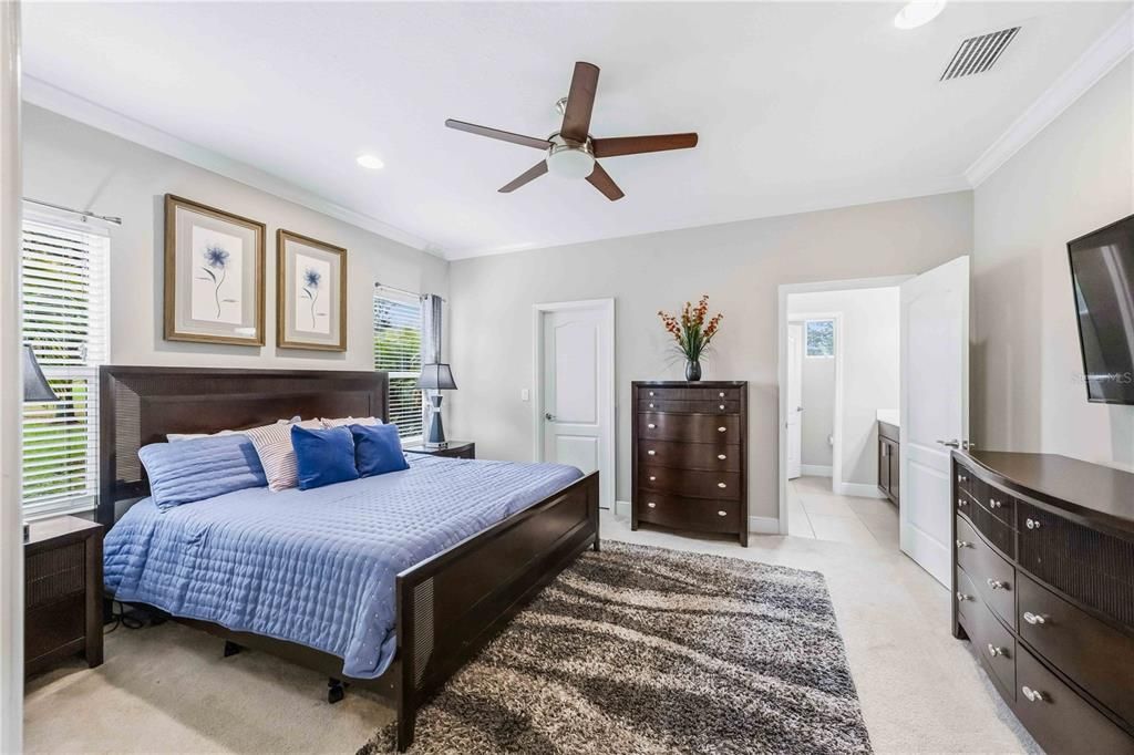 For Sale: $399,900 (3 beds, 2 baths, 1812 Square Feet)