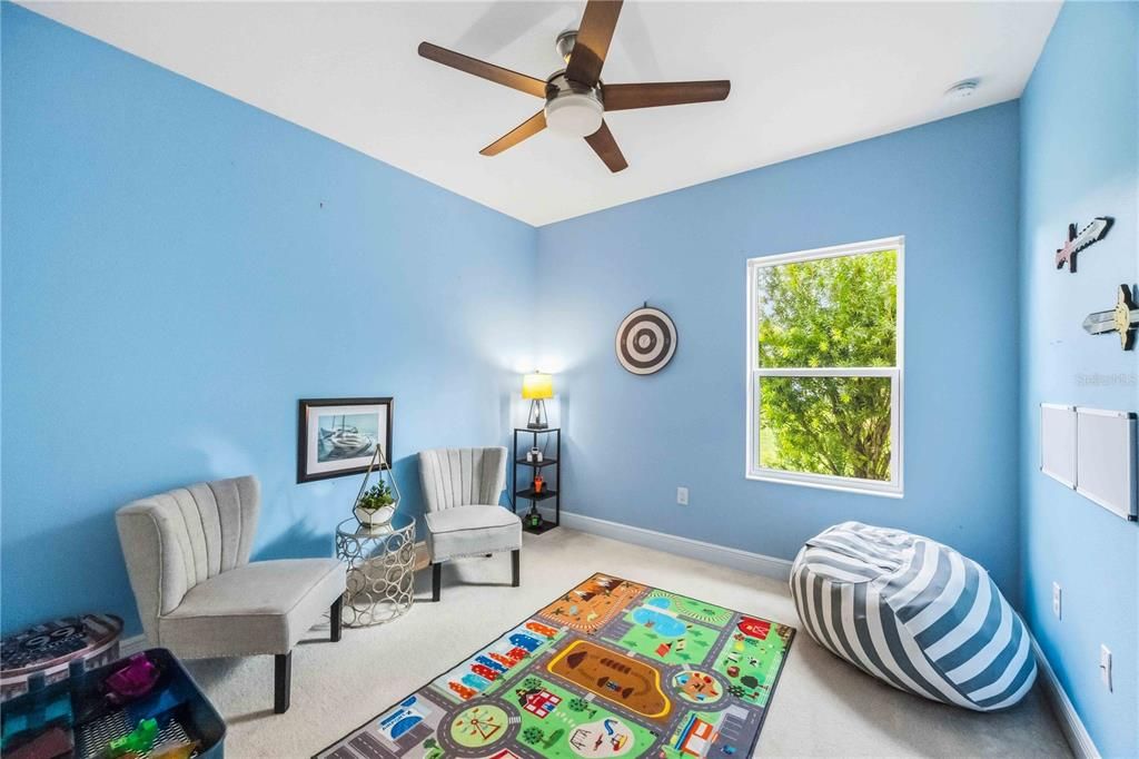 For Sale: $399,900 (3 beds, 2 baths, 1812 Square Feet)