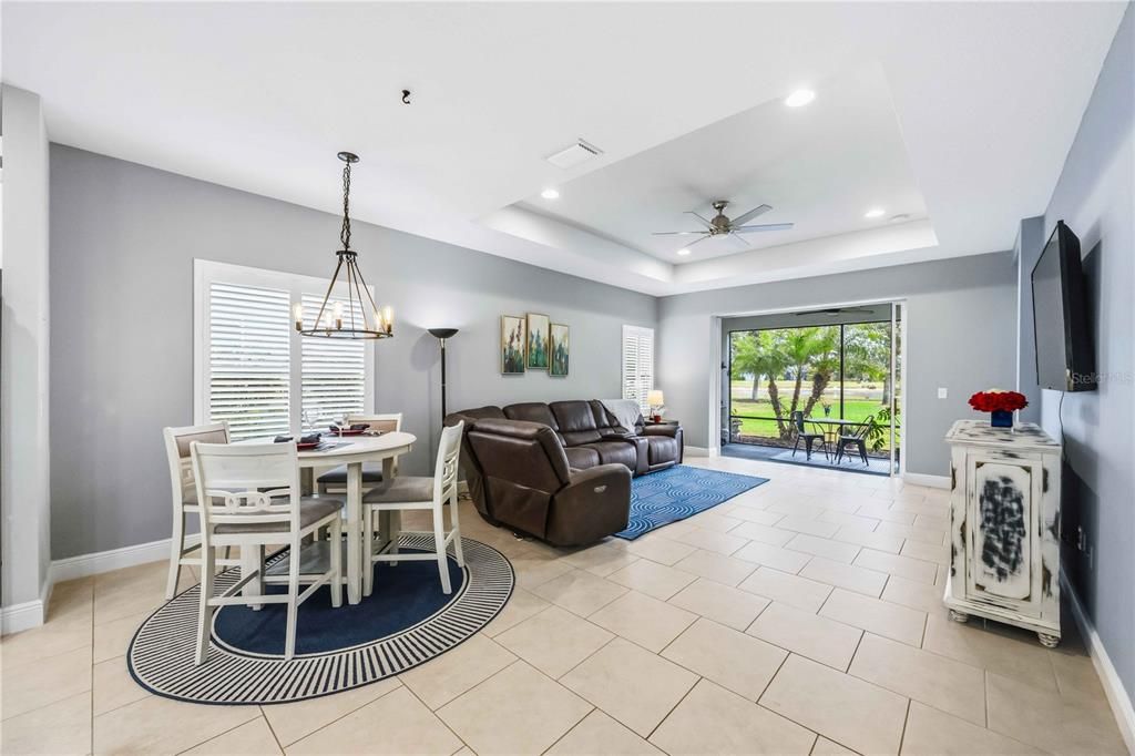 For Sale: $399,900 (3 beds, 2 baths, 1812 Square Feet)