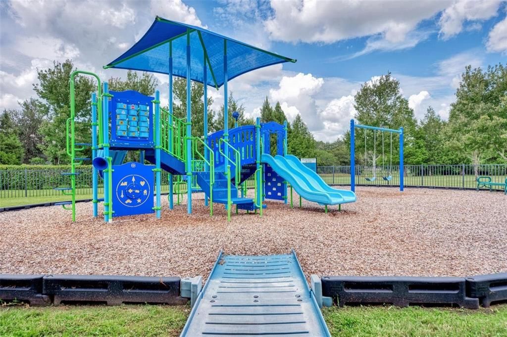 For Sale: $399,900 (3 beds, 2 baths, 1812 Square Feet)