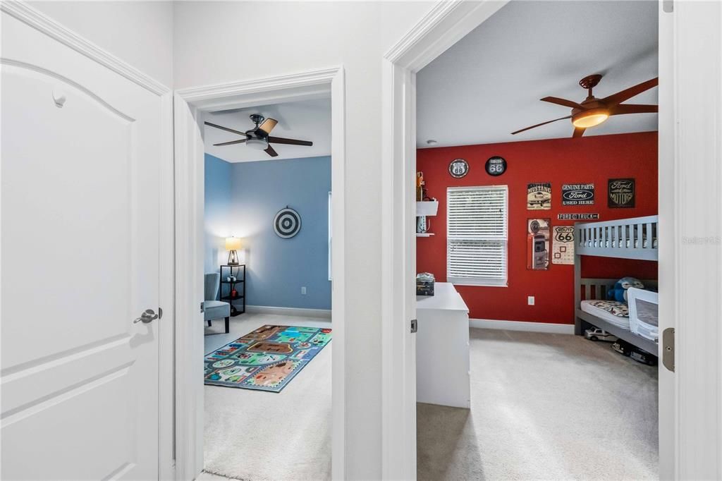 For Sale: $399,900 (3 beds, 2 baths, 1812 Square Feet)