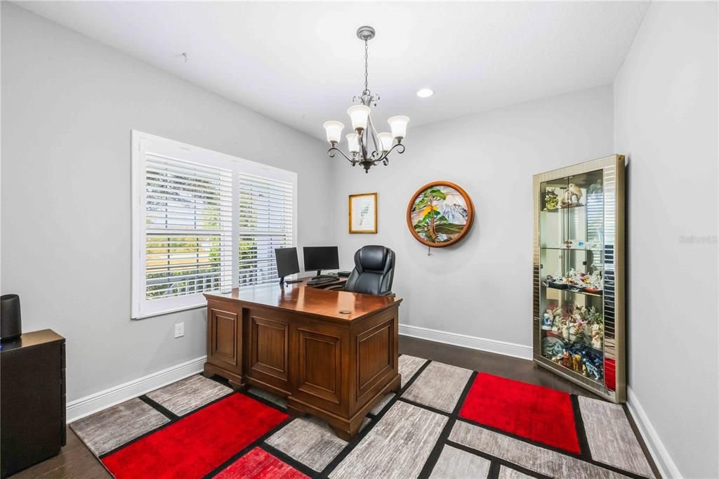 For Sale: $399,900 (3 beds, 2 baths, 1812 Square Feet)