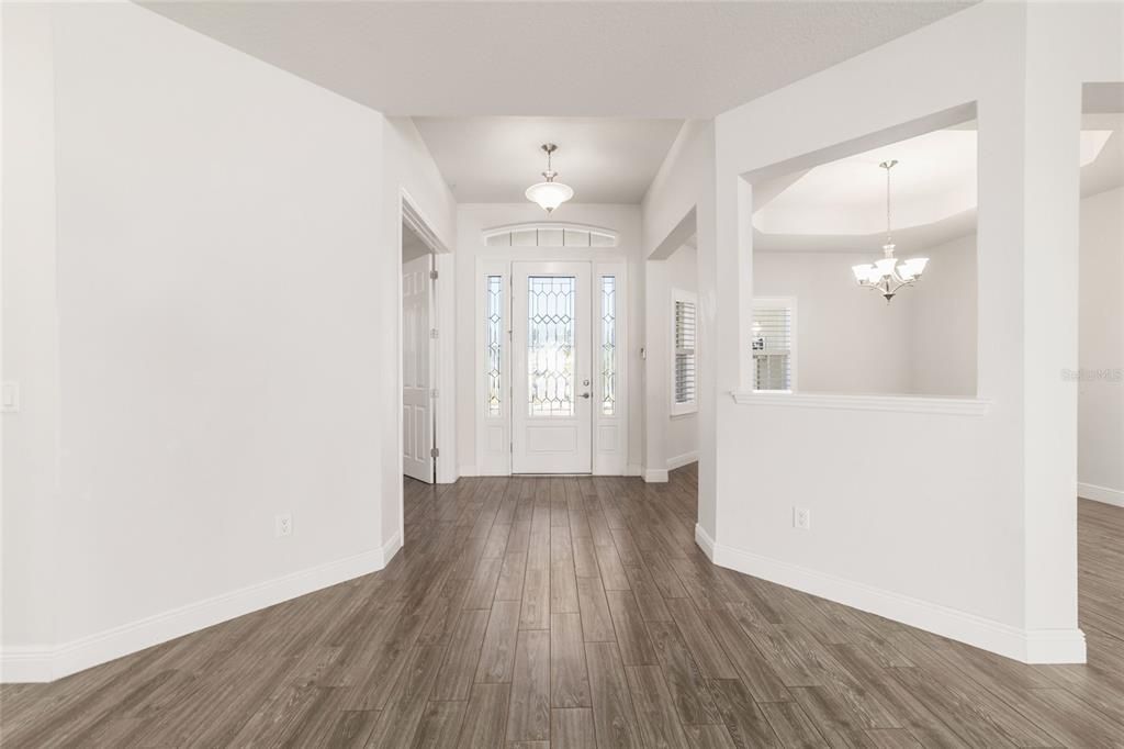 На продажу: $419,900 (3 спален, 3 ванн, 2592 Квадратных фут)