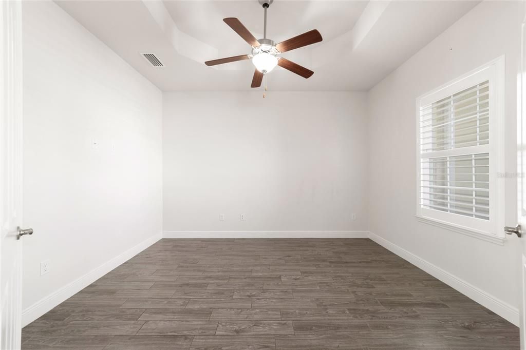 На продажу: $419,900 (3 спален, 3 ванн, 2592 Квадратных фут)