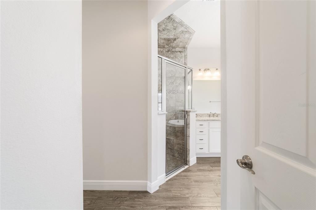 На продажу: $419,900 (3 спален, 3 ванн, 2592 Квадратных фут)