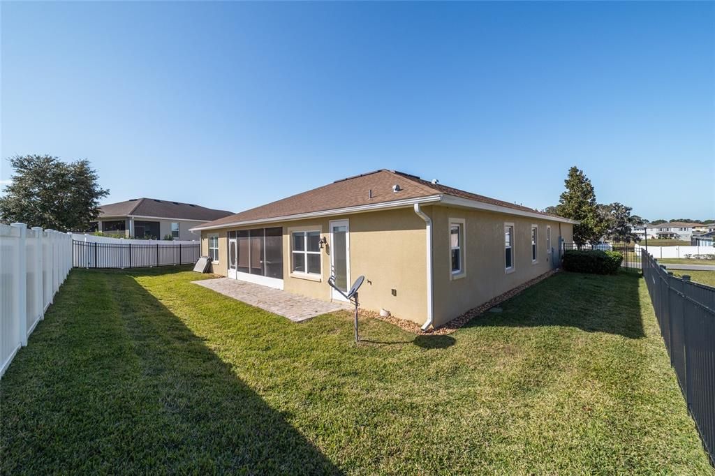 На продажу: $419,900 (3 спален, 3 ванн, 2592 Квадратных фут)