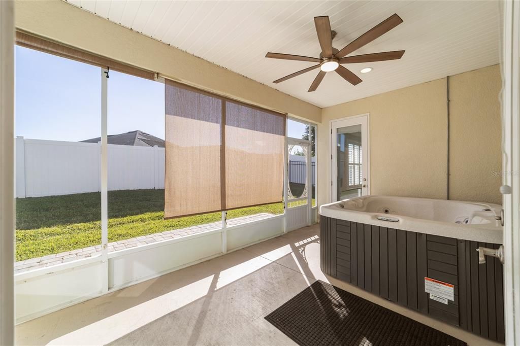 На продажу: $419,900 (3 спален, 3 ванн, 2592 Квадратных фут)