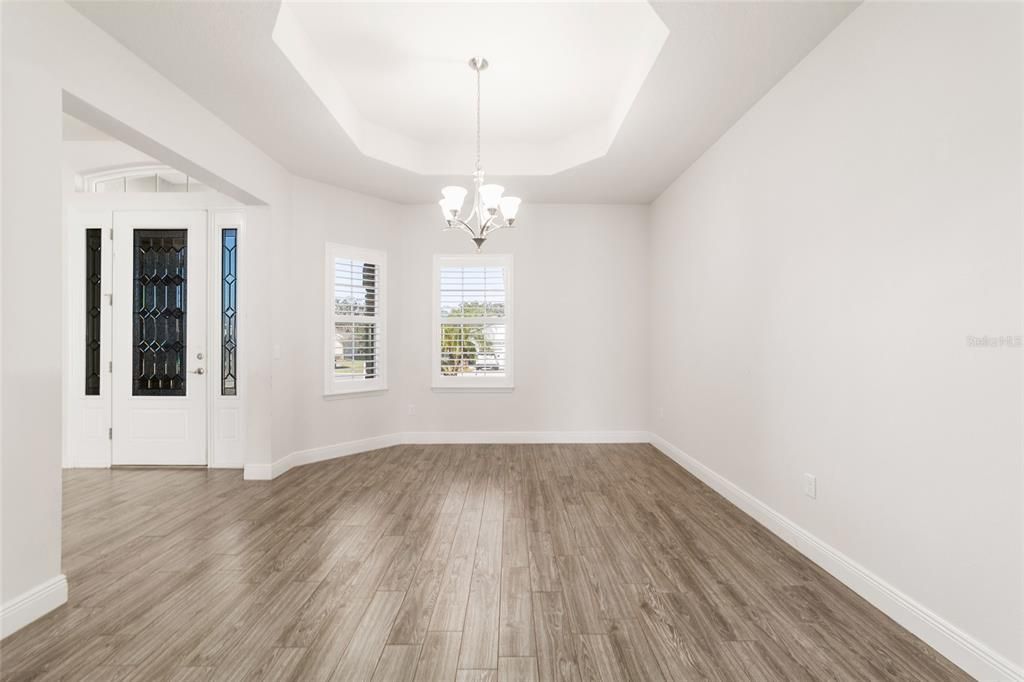 На продажу: $419,900 (3 спален, 3 ванн, 2592 Квадратных фут)